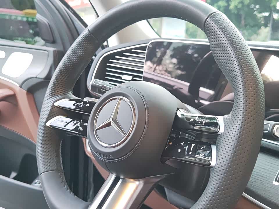 Mercedes-Benz GLS