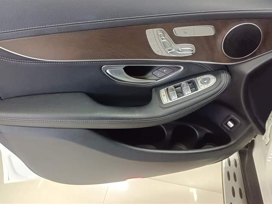 Mercedes-Benz GLC Mercedes-Benz GLC