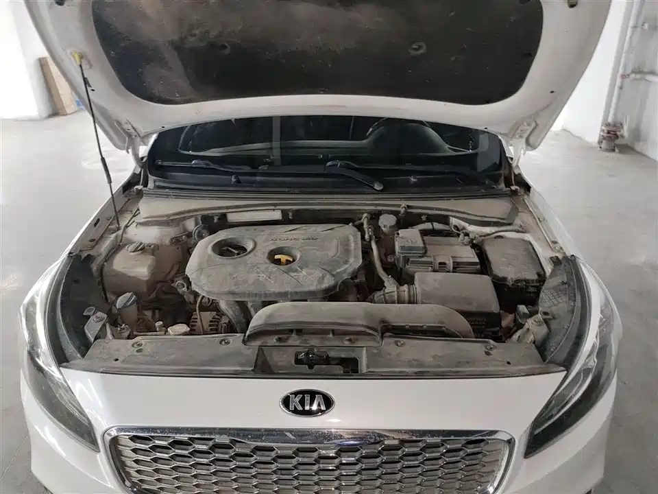 Kia K4