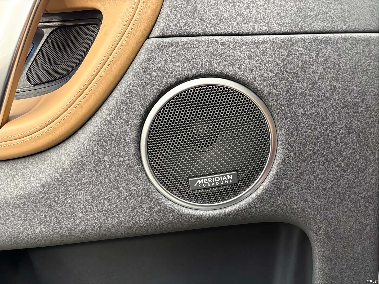 Land Rover Discovery, 2024 12