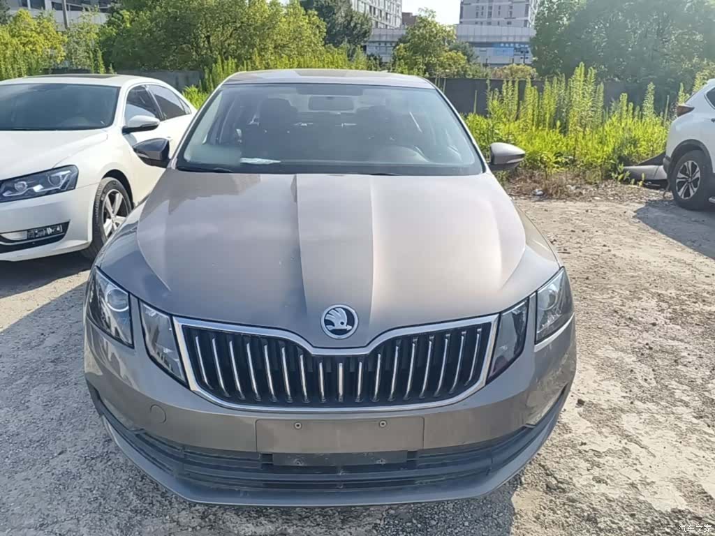 Skoda Octavia, 2022 3