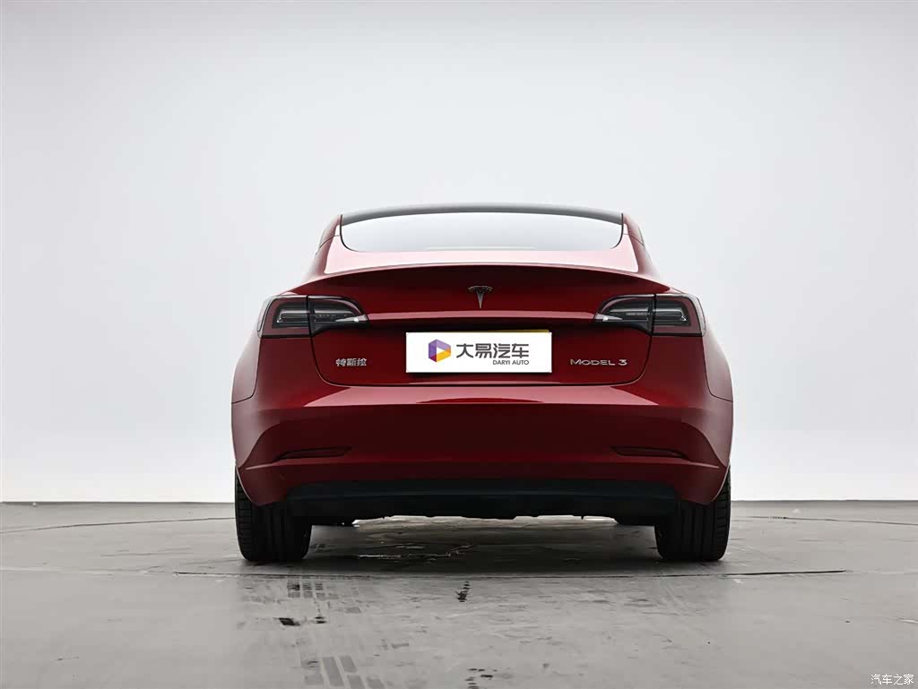 Tesla Model 3, 2021 все фото