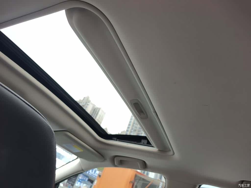 Mitsubishi Outlander, 2018 18