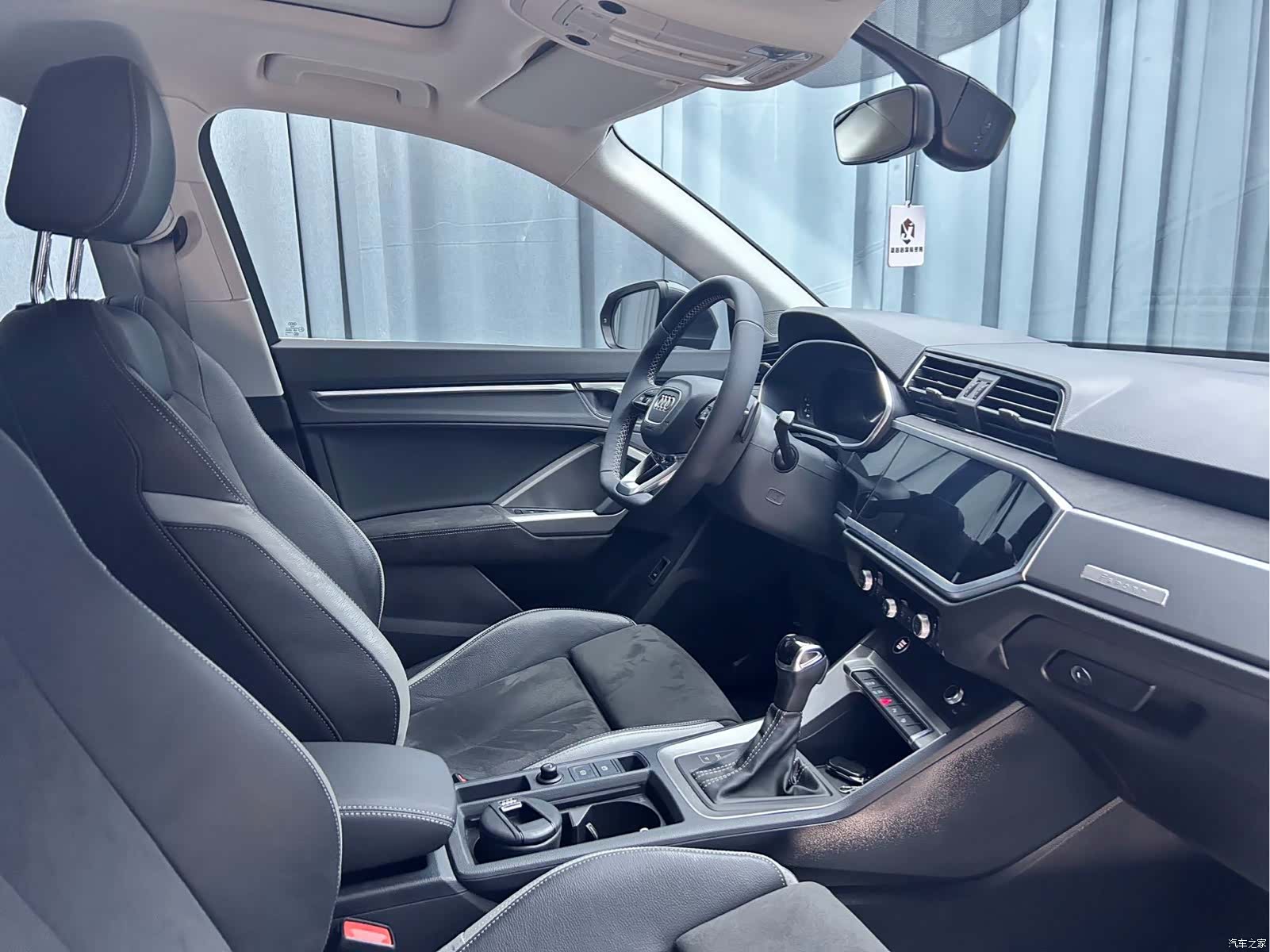 Audi Q3, 2022 16