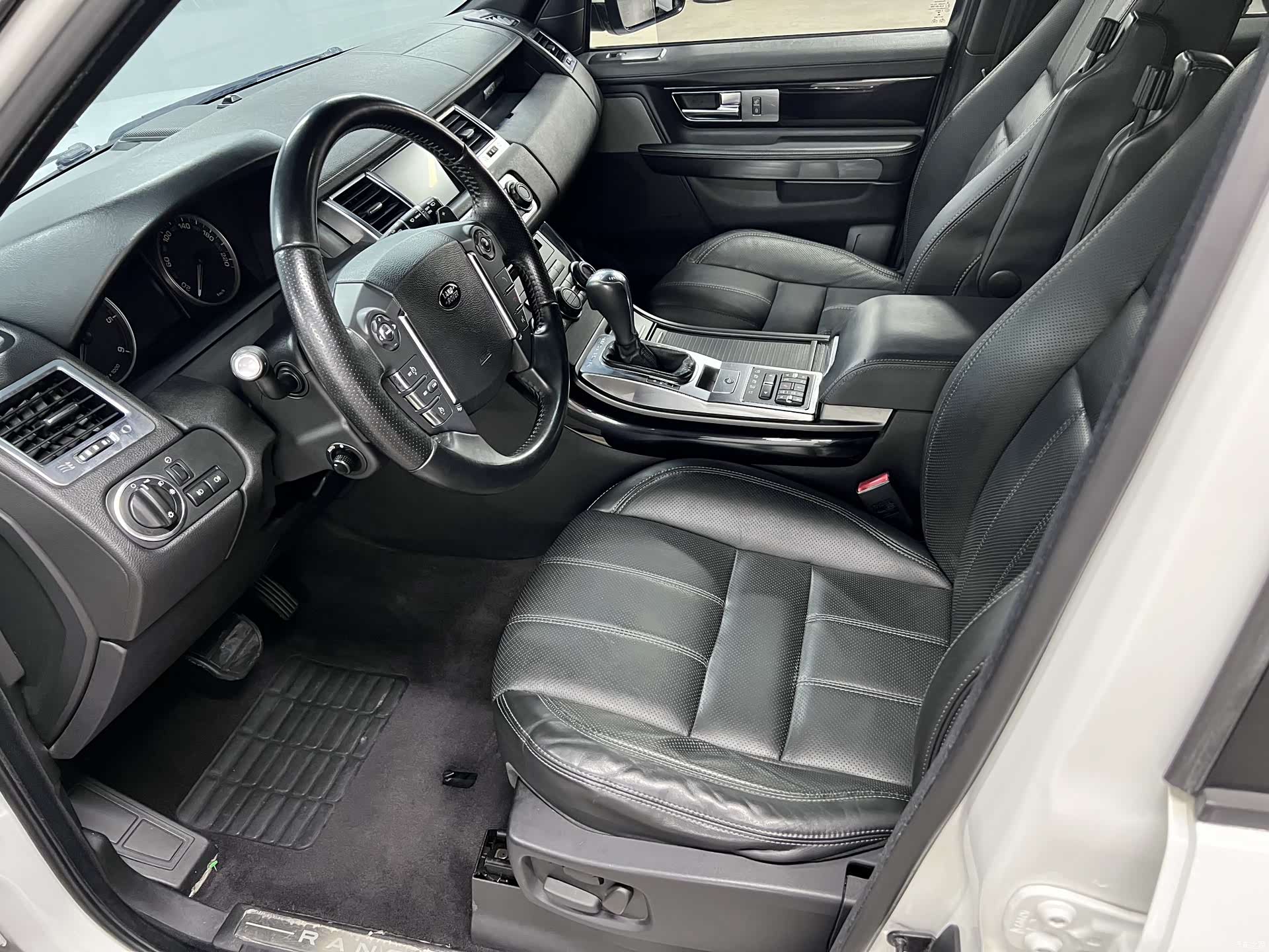 Land Rover Range Rover, 2013 7