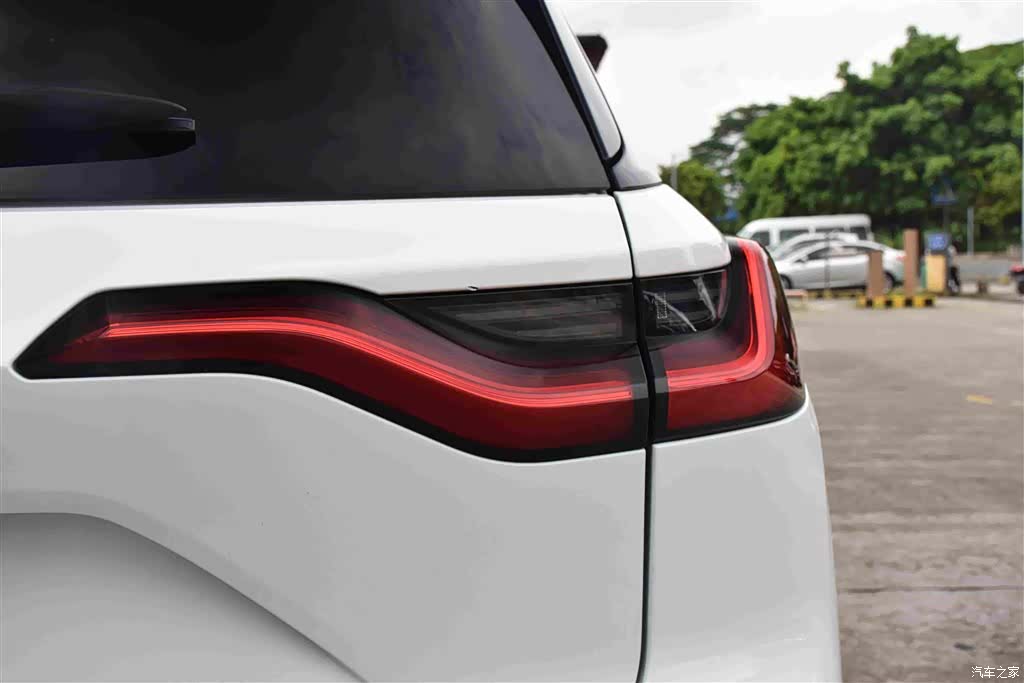 NIO ES8, 2021 19