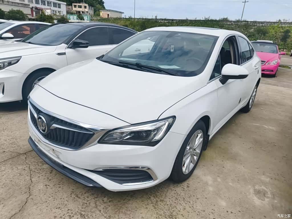 Buick Verano, 2018 1