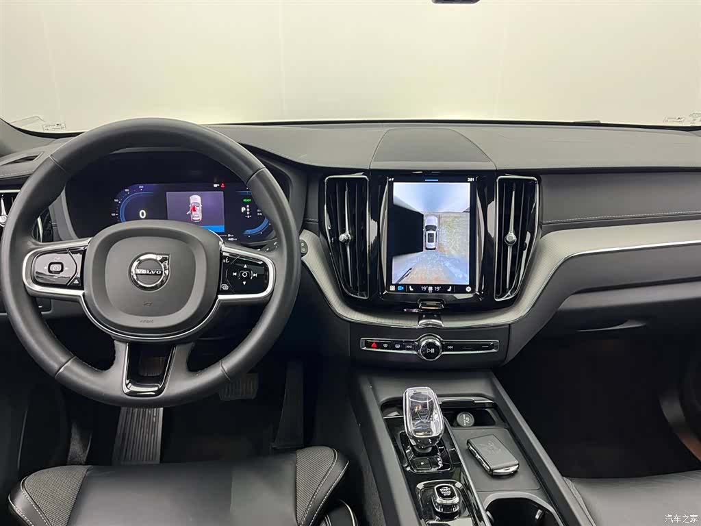 Volvo XC60, 2023 6