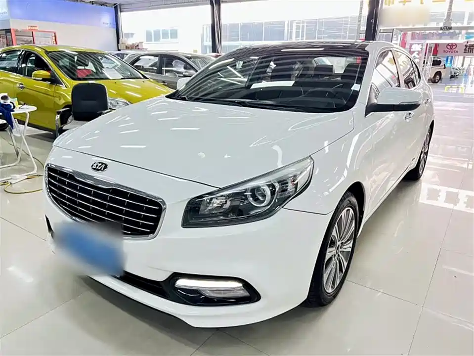Kia K4