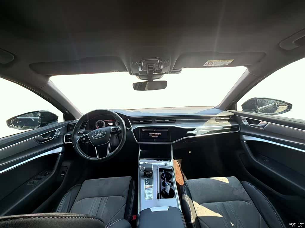 Audi A6L, 2023 все фото