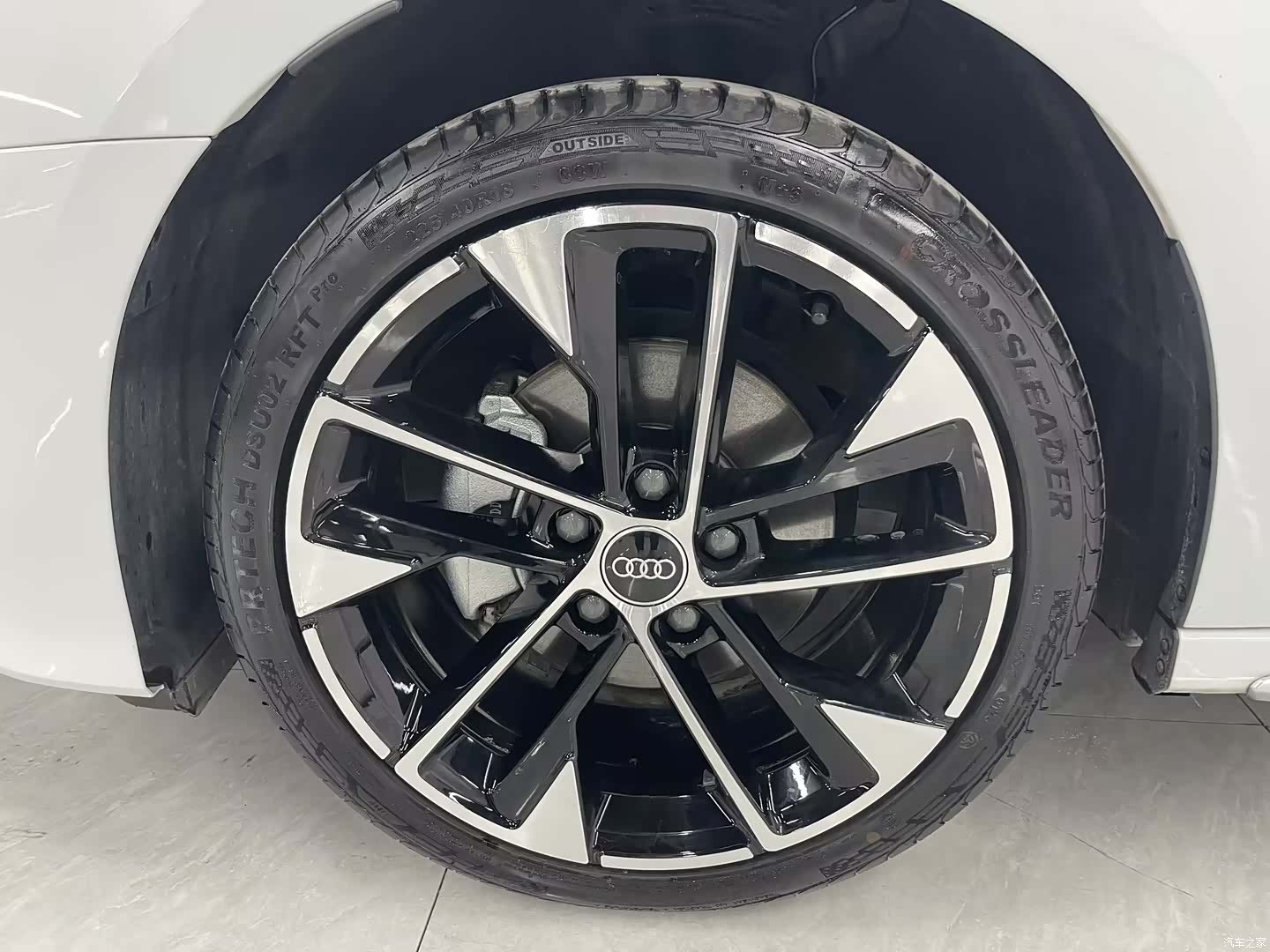 Audi Flying Spur, 2025 16