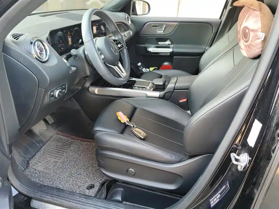 Mercedes-Benz GLB Mercedes-Benz GLB