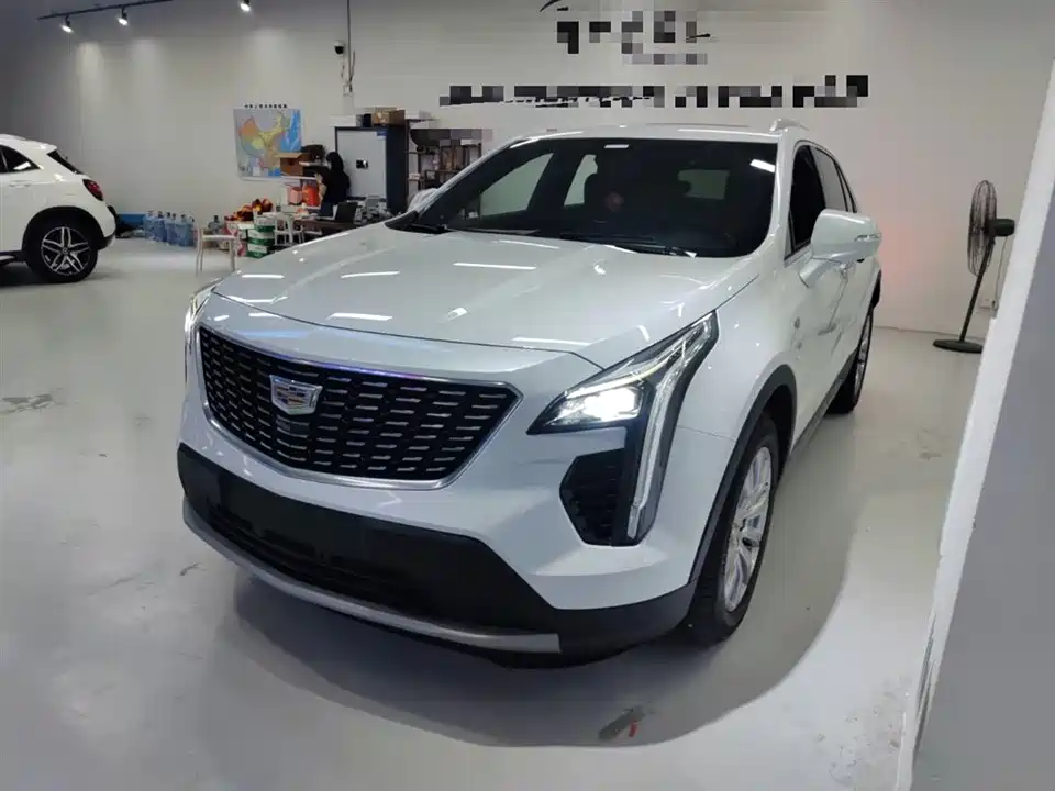 Cadillac XT4