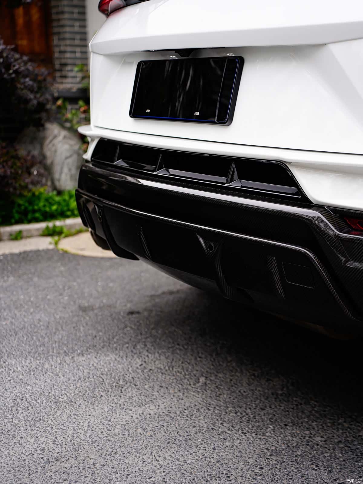 Lamborghini Urus, 2023 13