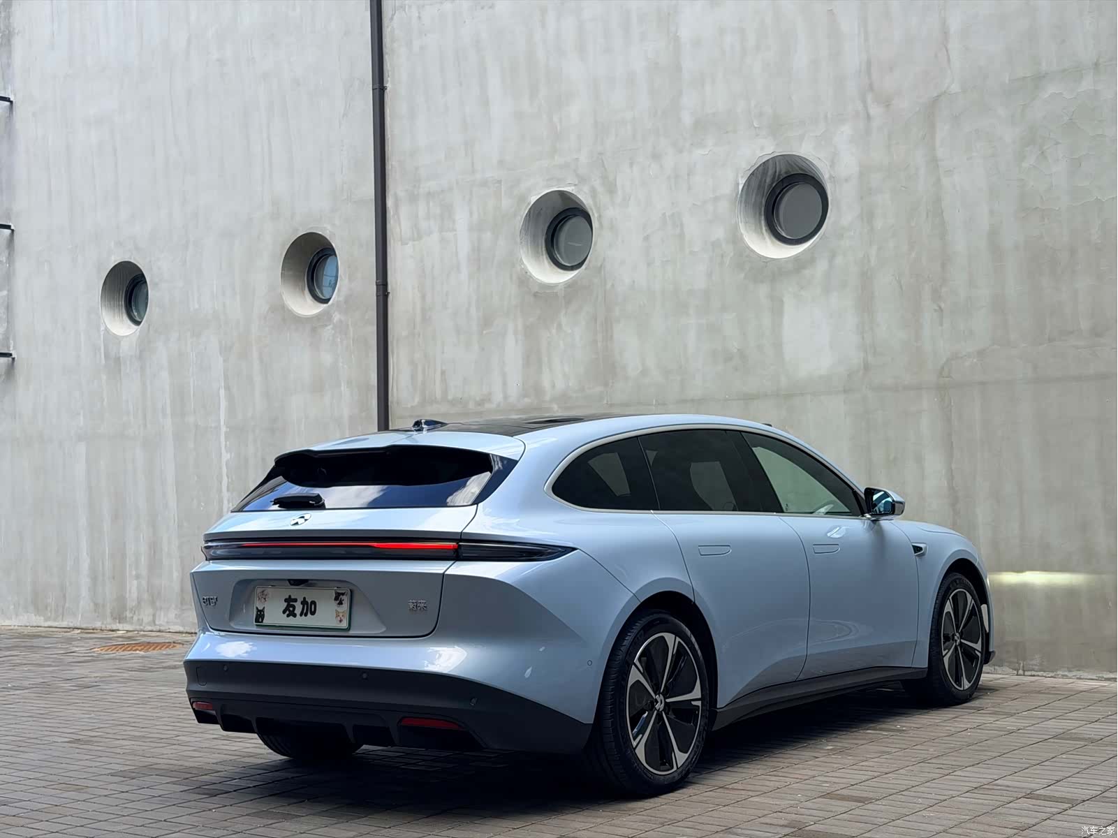 NIO ET5, 2024 4