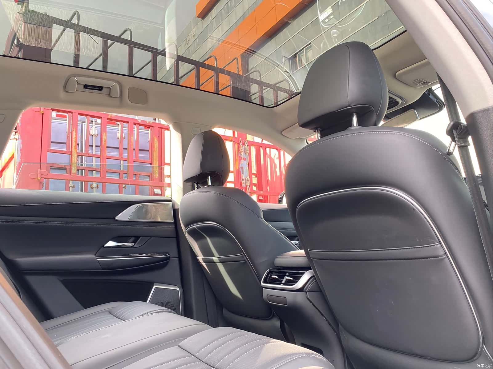 Xpeng G9, 2023 6