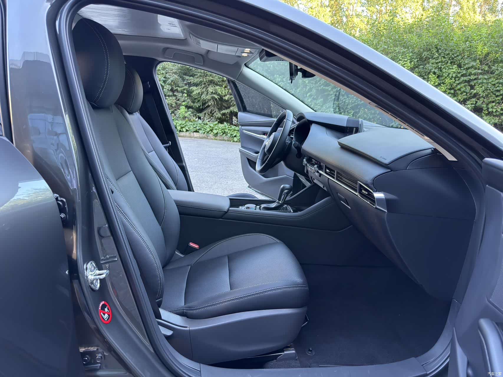 Mazda Mazda3, 2024 14