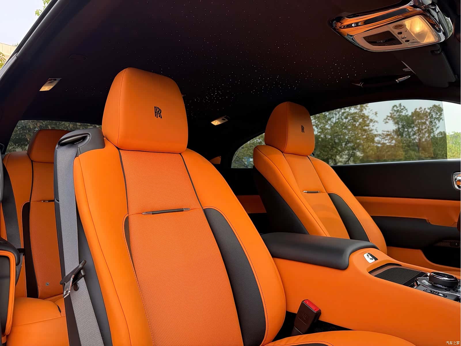 Rolls-Royce Wraith, 2022 19