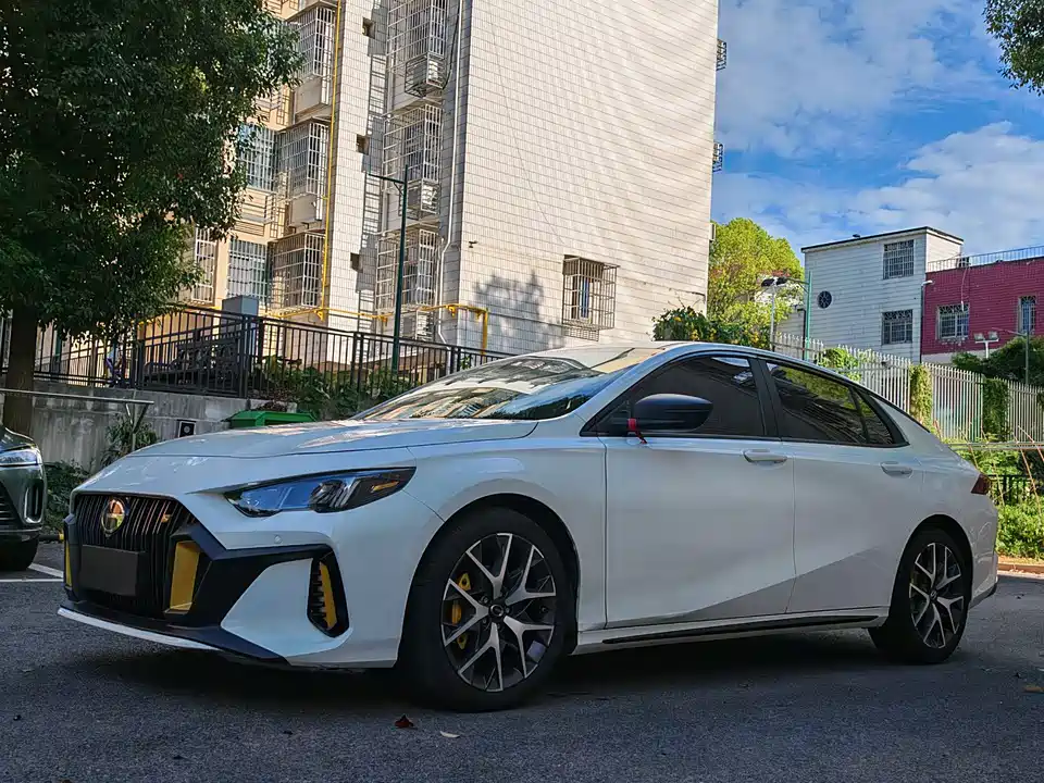 Trumpchi Shadow Leopard