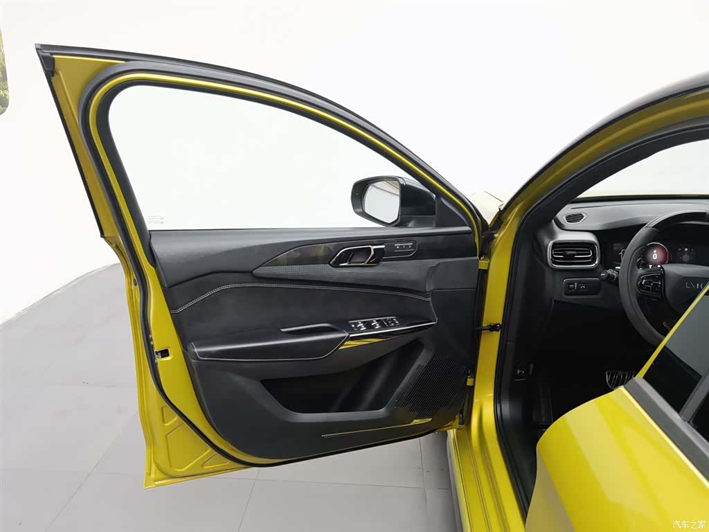 Lynk & Co 02, 2020 8