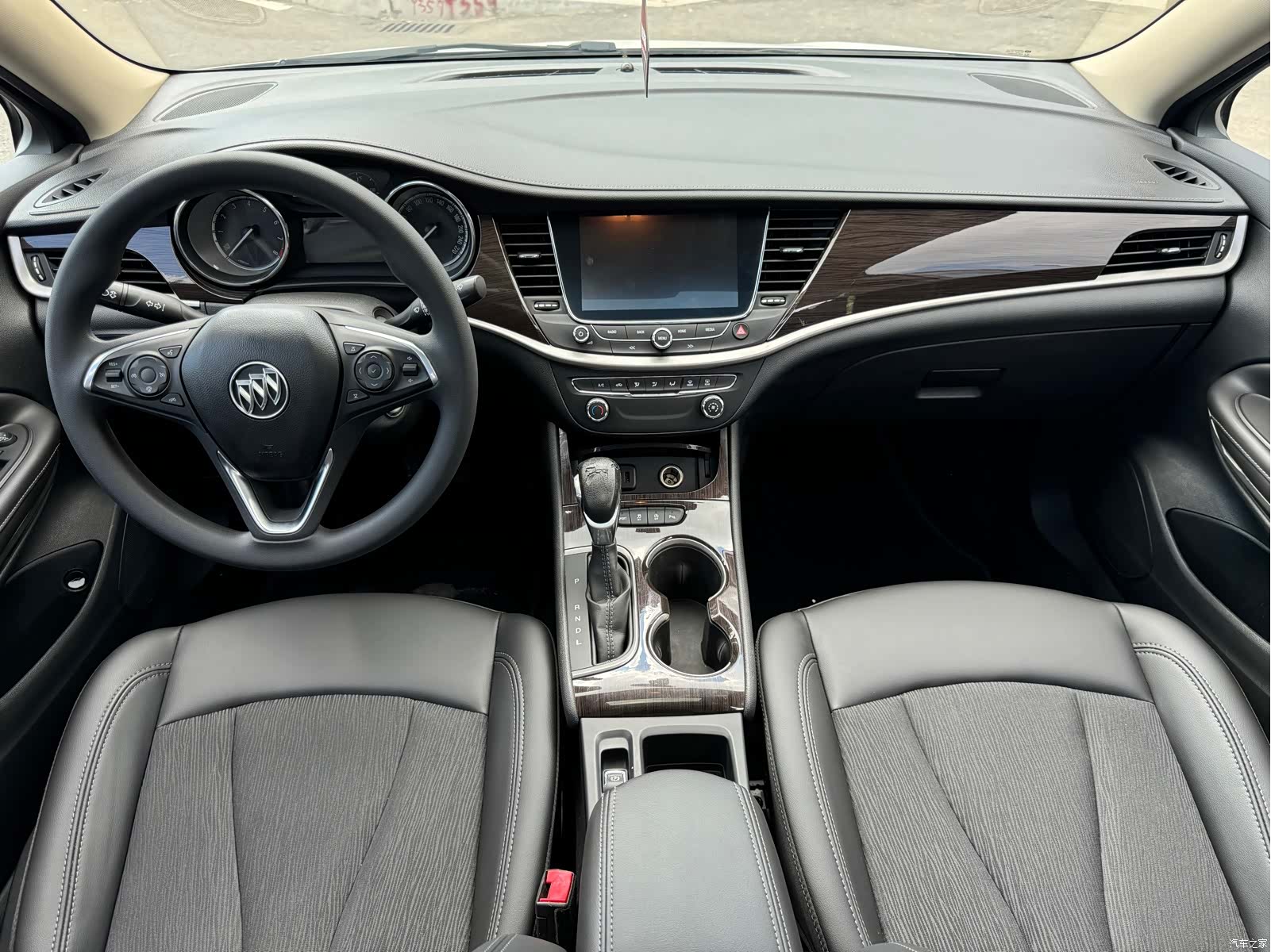 Buick Verano, 2019 8
