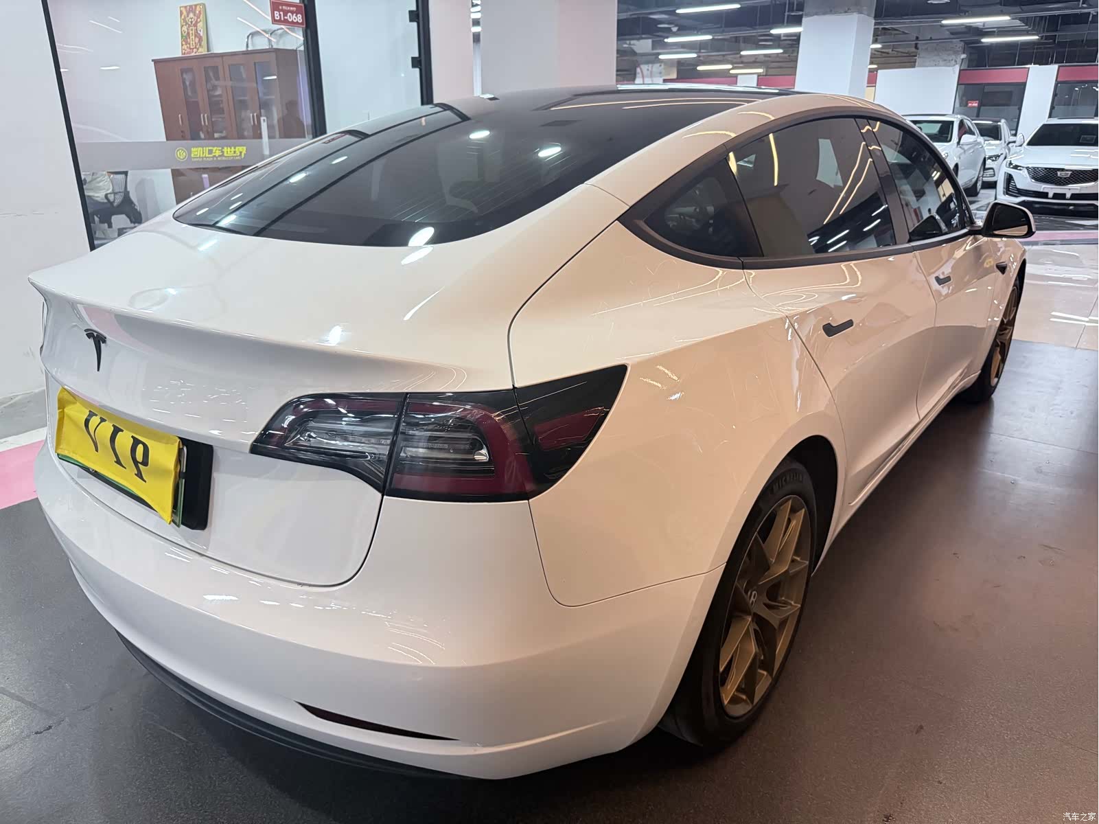 Tesla Model 3, 2020 19