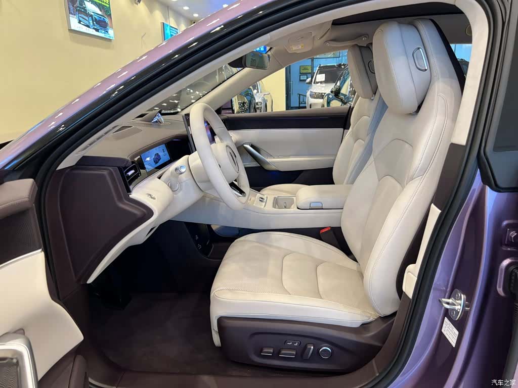 SAIC ShangJie Z7T, 2026 15