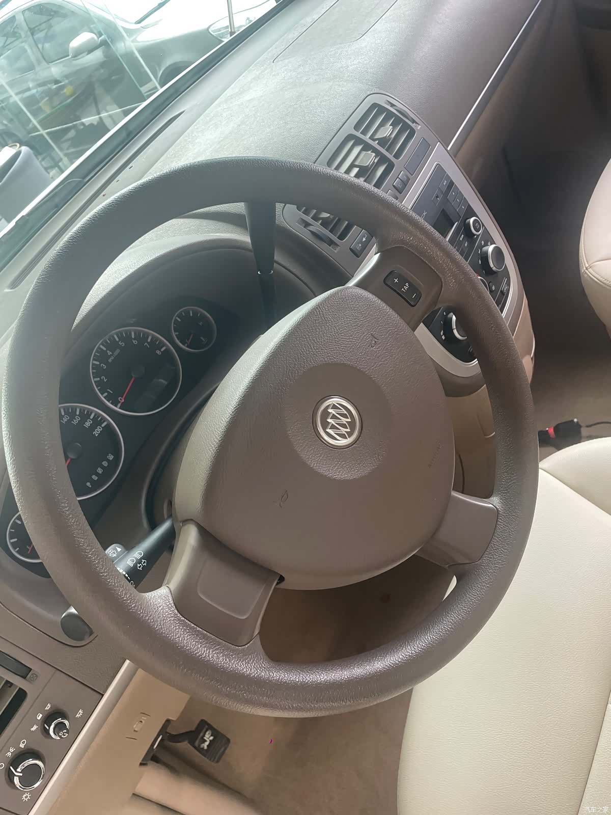 Buick GL8, 2017 все фото