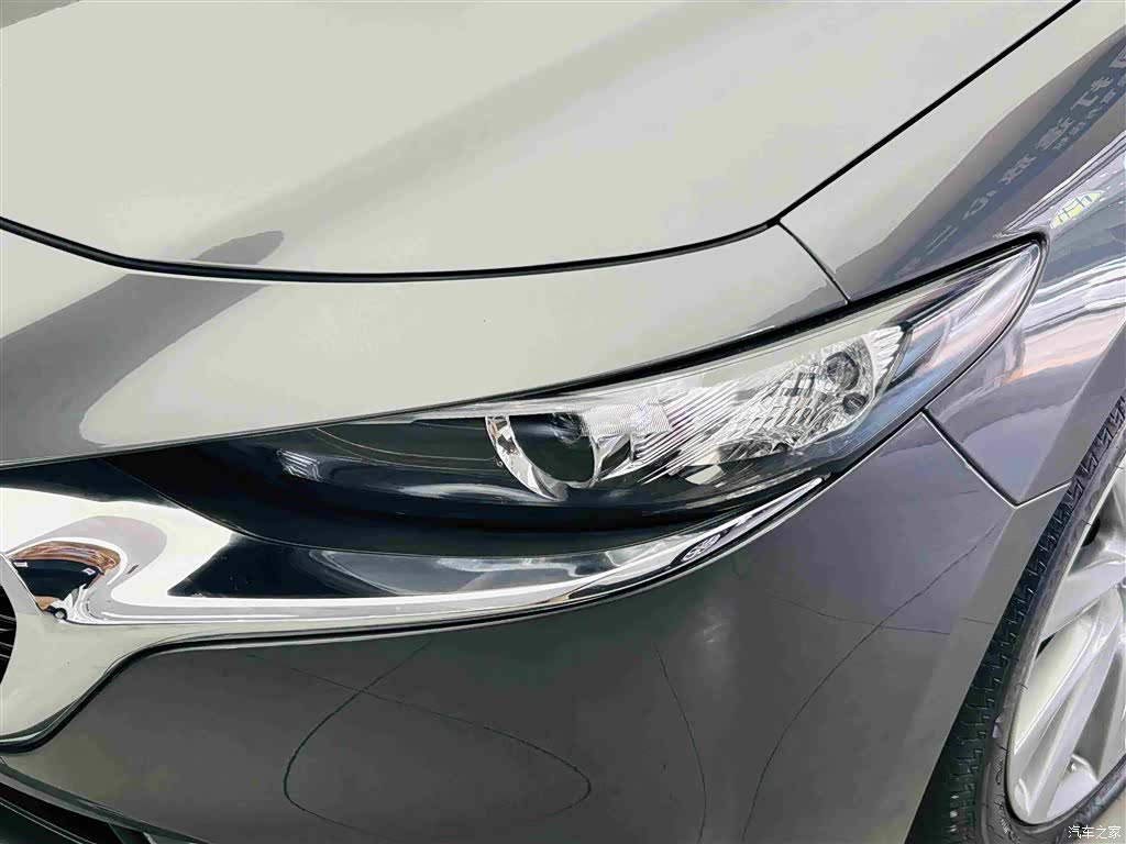 Mazda Mazda3, 2021 11