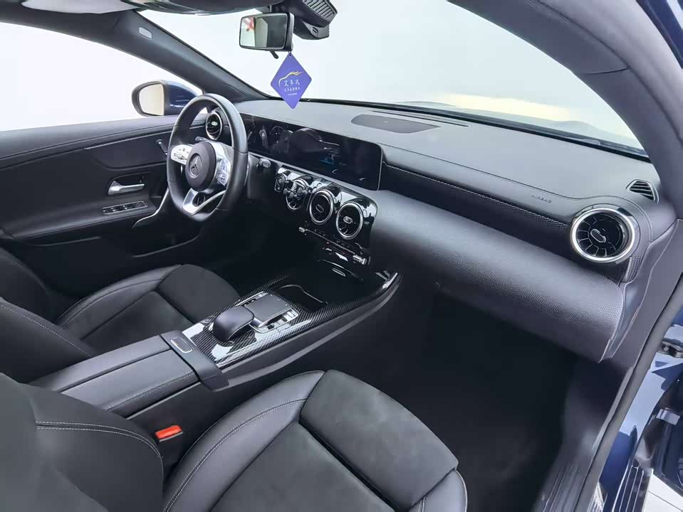 Mercedes-Benz Class A Mercedes-Benz Class A