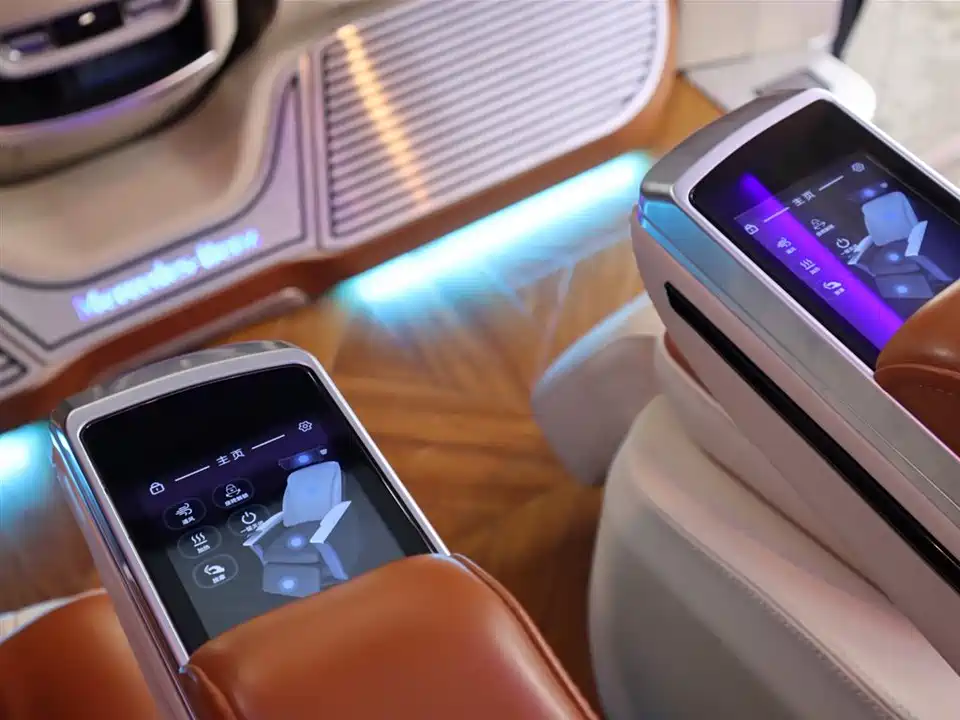 Mercedes-Benz V-class