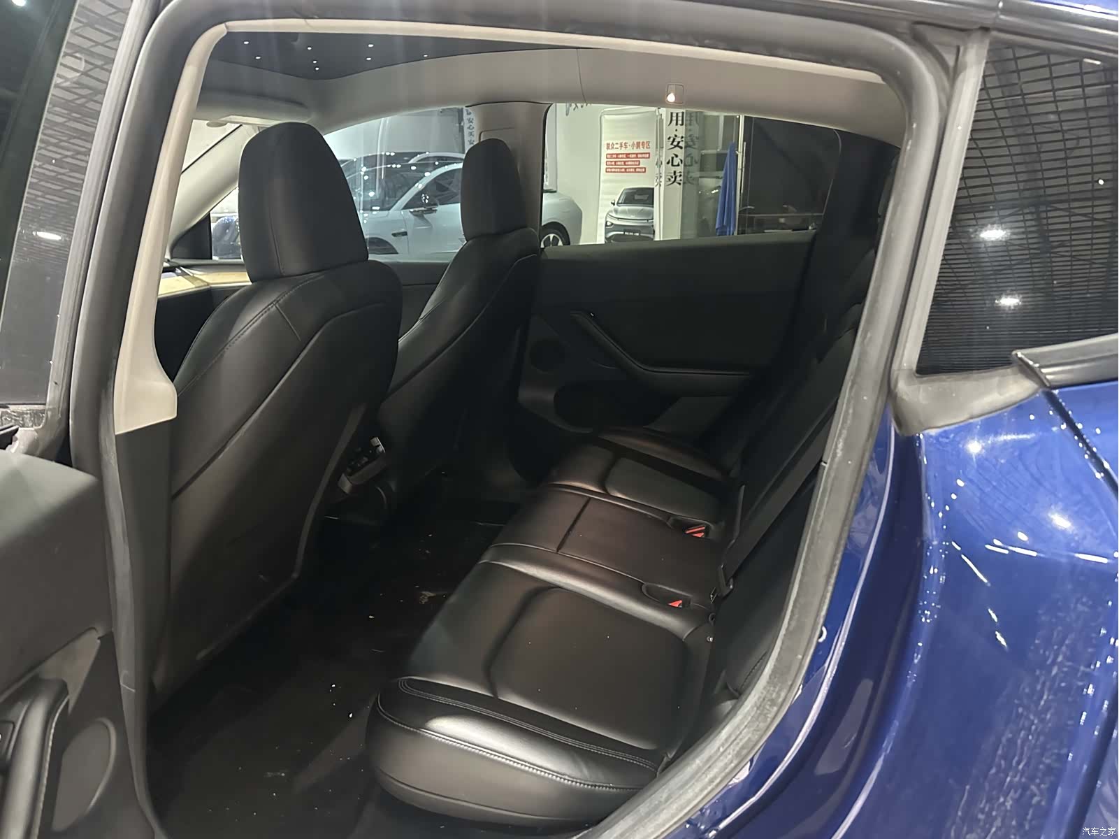 Tesla Model Y, 2023 9