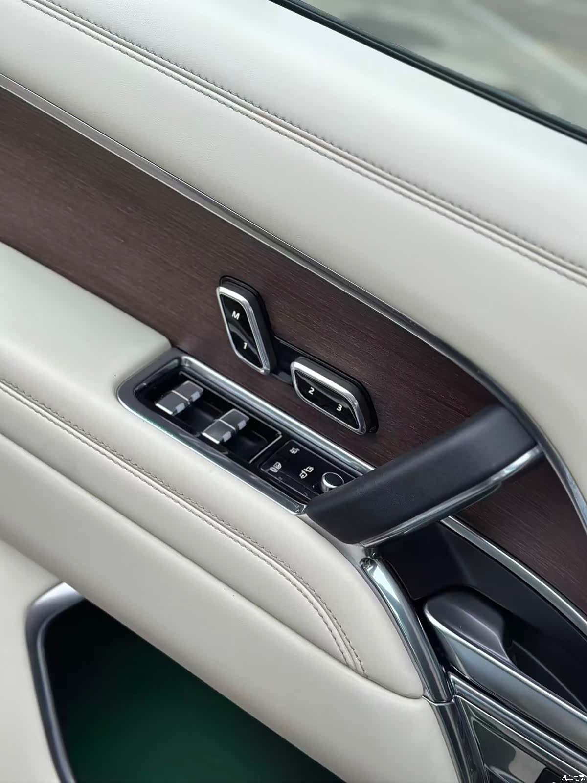 Land Rover Range Rover, 2023 18