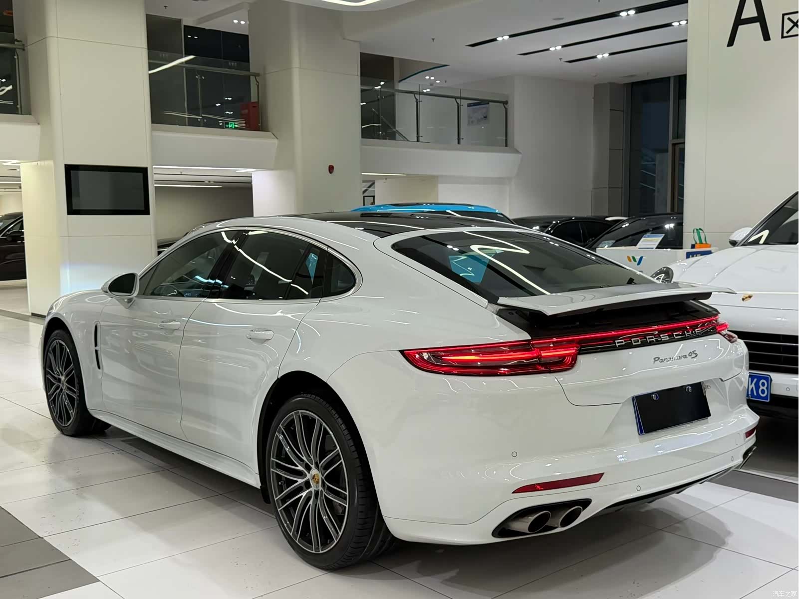 Porsche Panamera, 2018 6