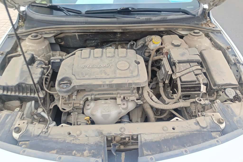 Chevrolet SL, 2015 10