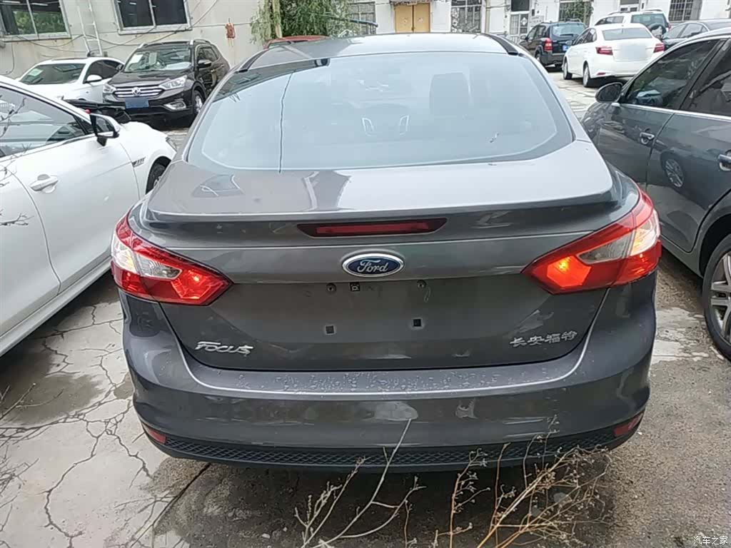 Ford Focus, 2015 6