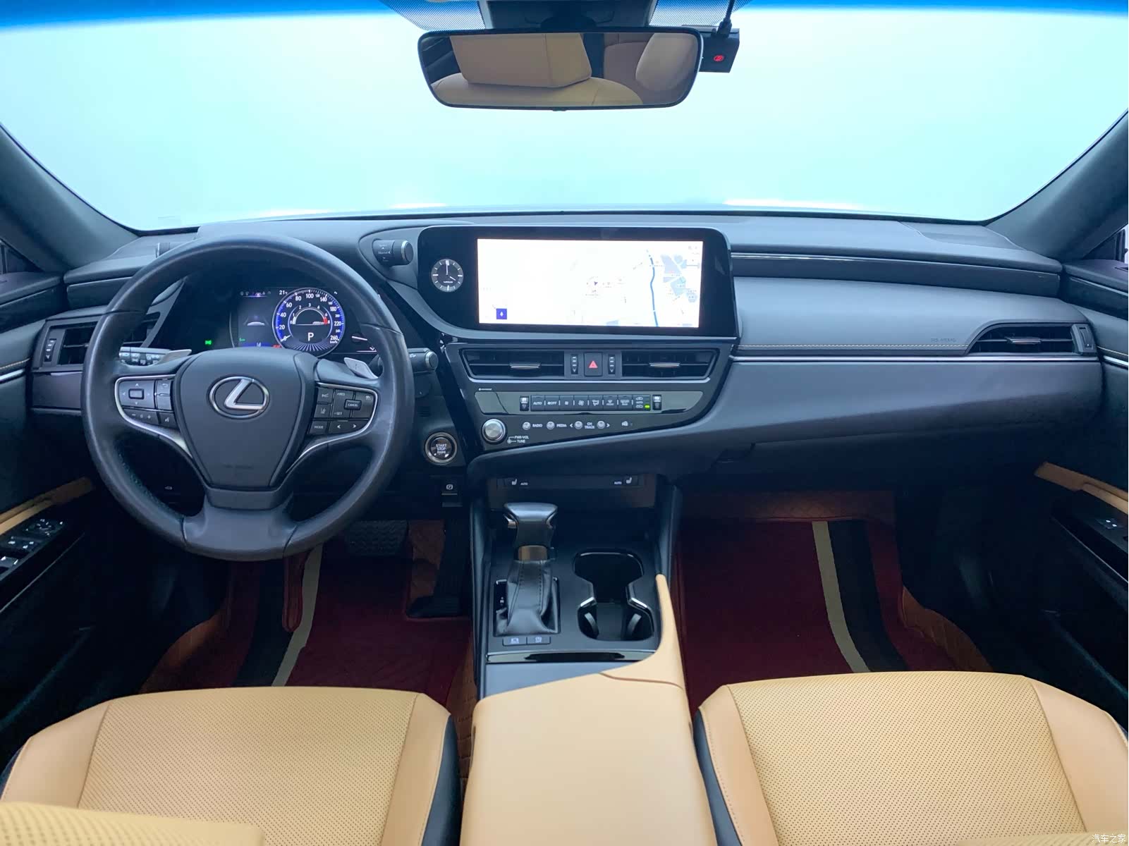 Lexus ES, 2022 7