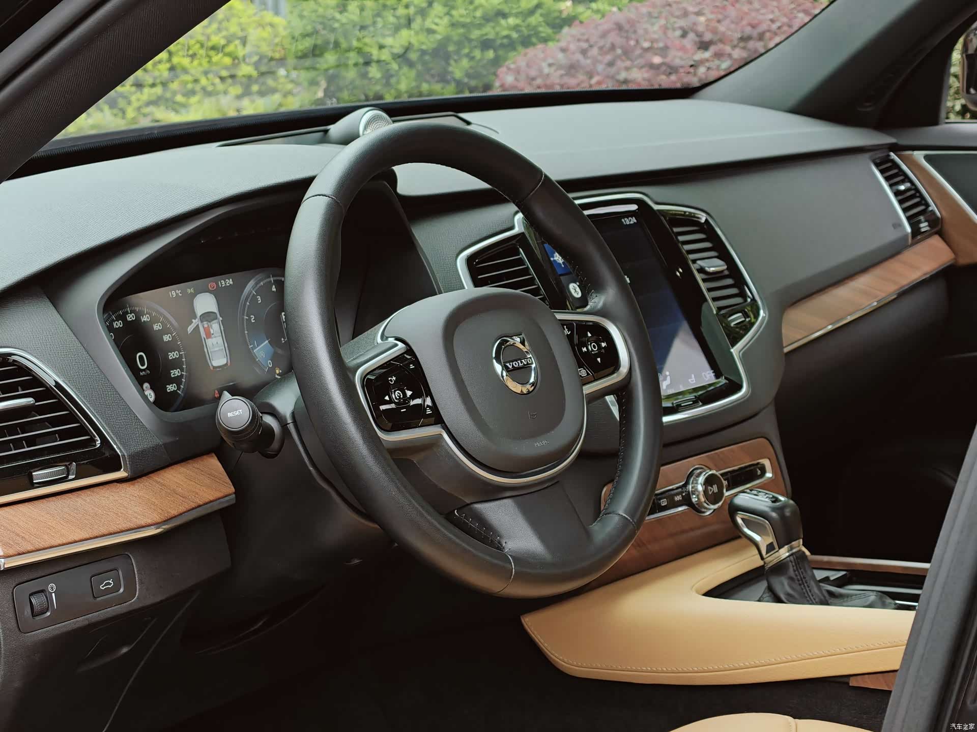 Volvo XC90, 2019 8