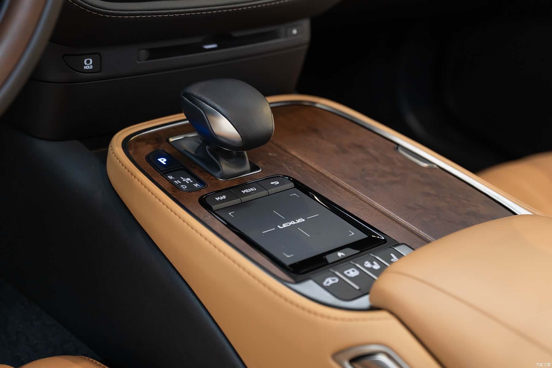 Lexus LS, 2021 15