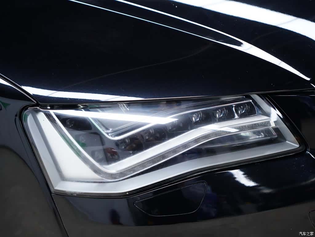 Audi A8L, 2013 12