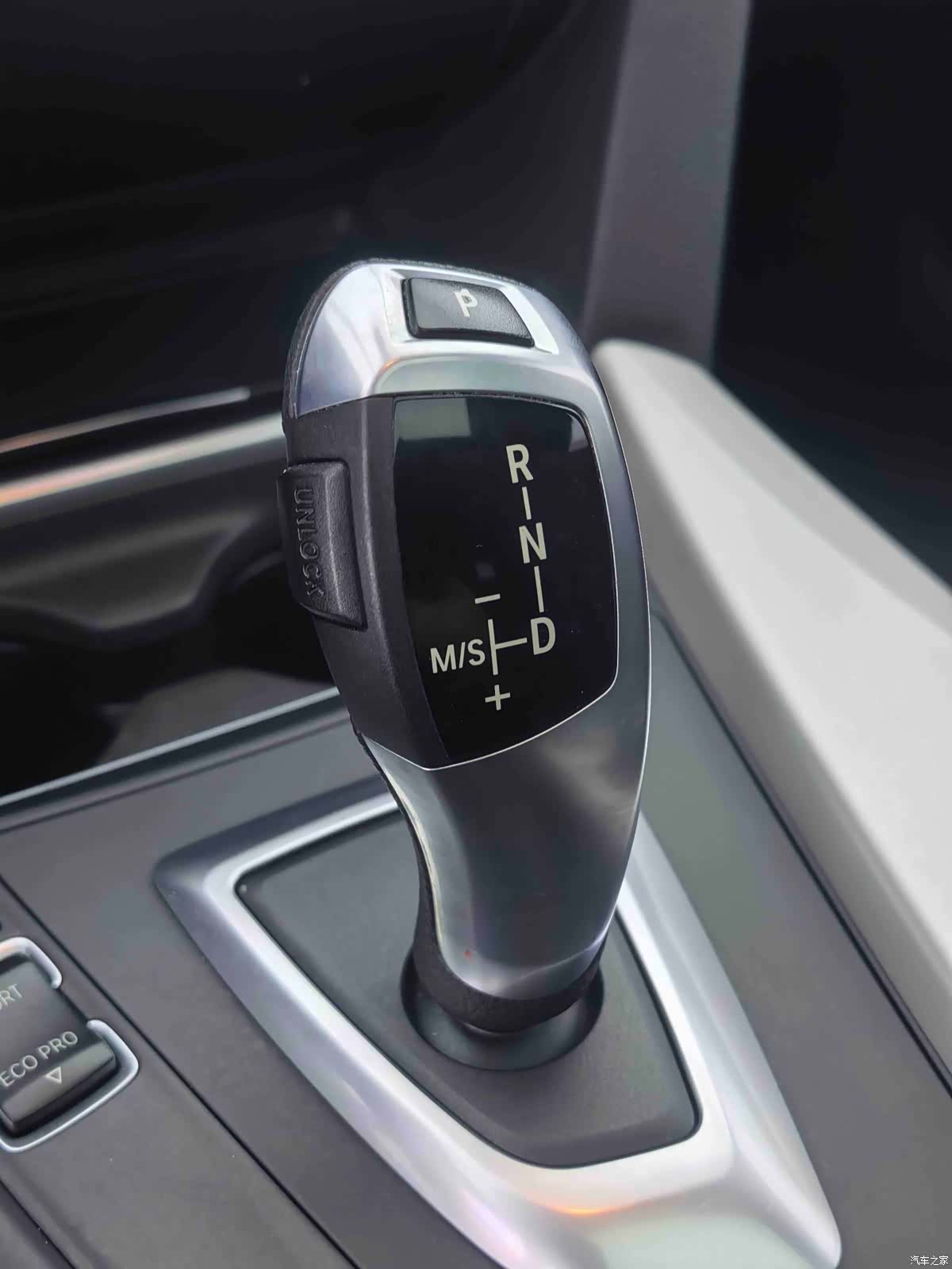 BMW 3 Series, 2016 11
