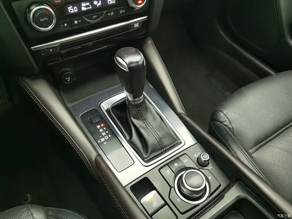 Mazda Atenza, 2019 13