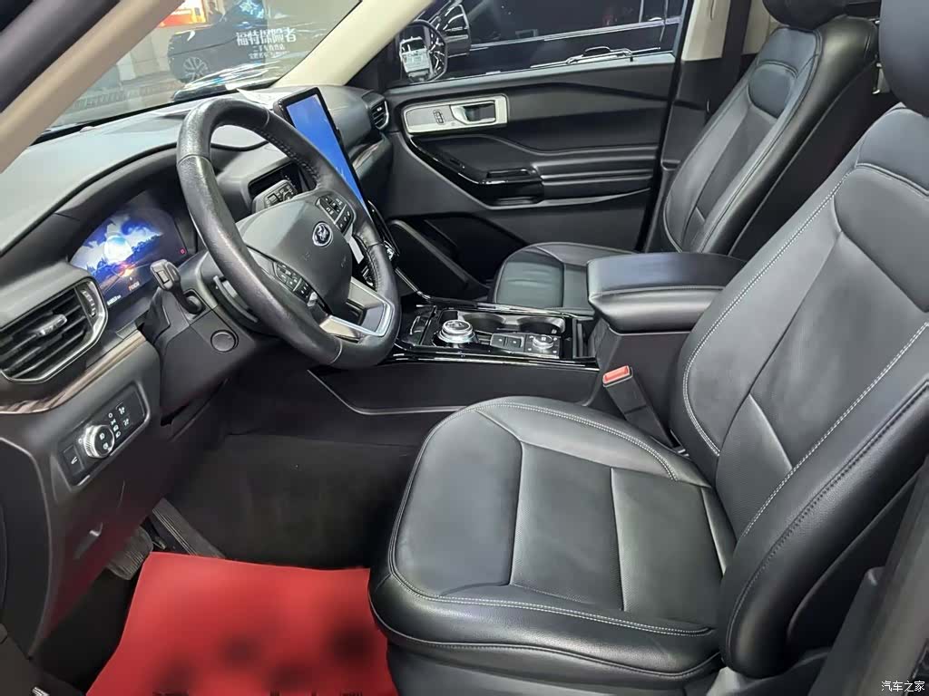 Ford Explorer, 2022 13