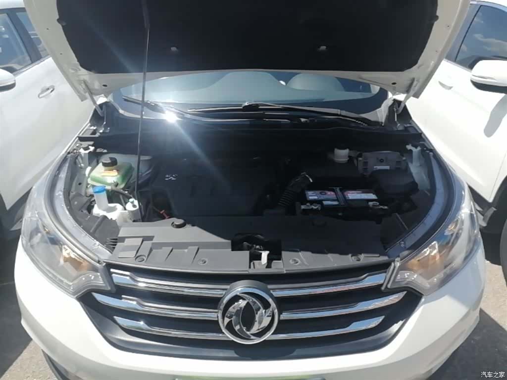 DongFeng AX7, 2016 20