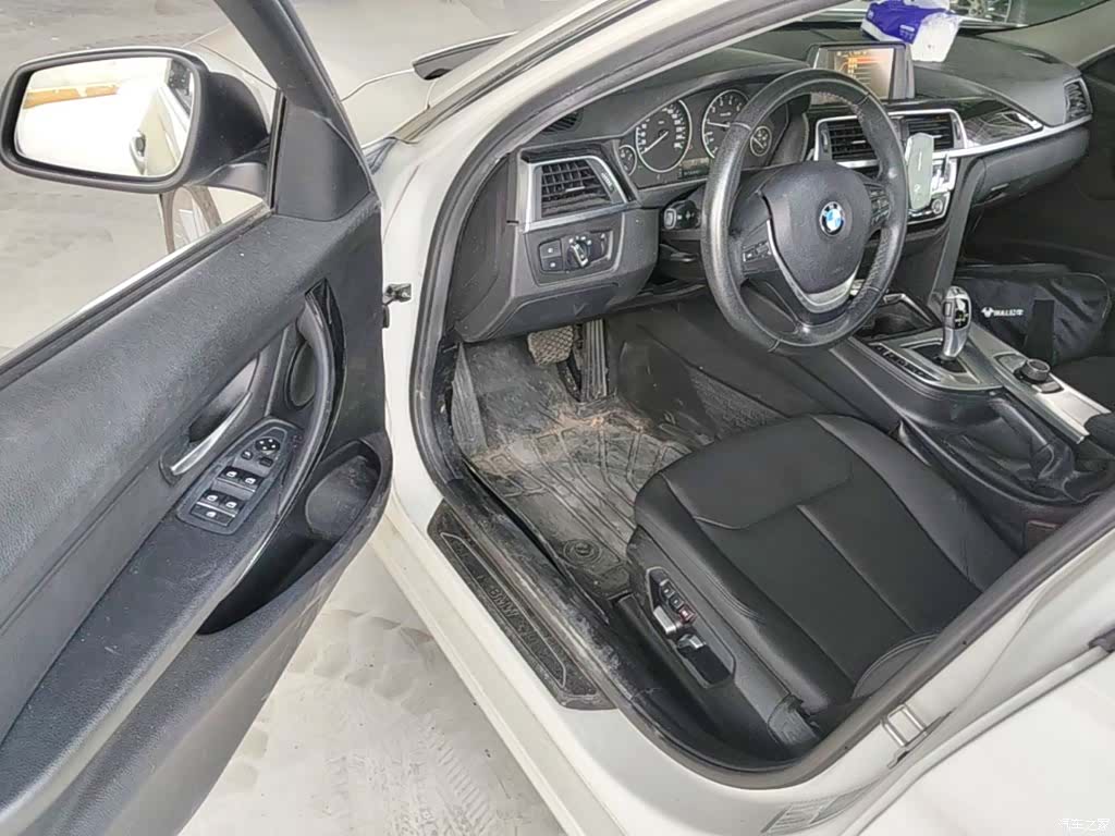 BMW 3 Series, 2017 12