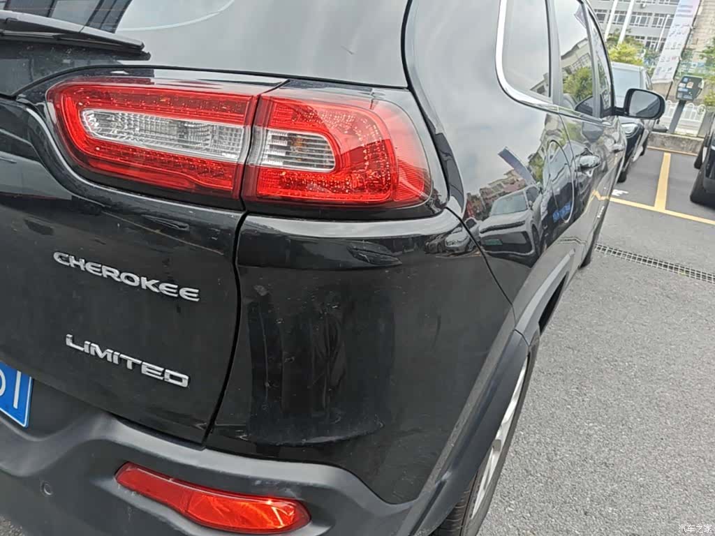 Jeep Cherokee, 2017 8