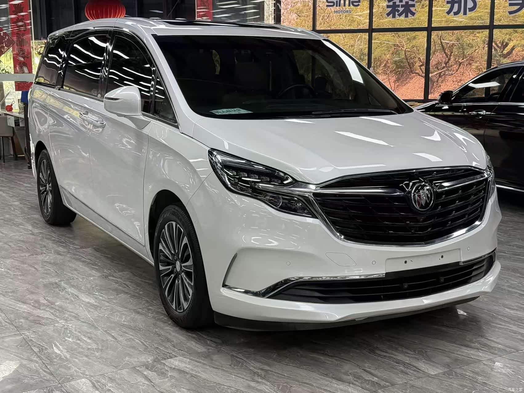 Buick GL8, 2021 3