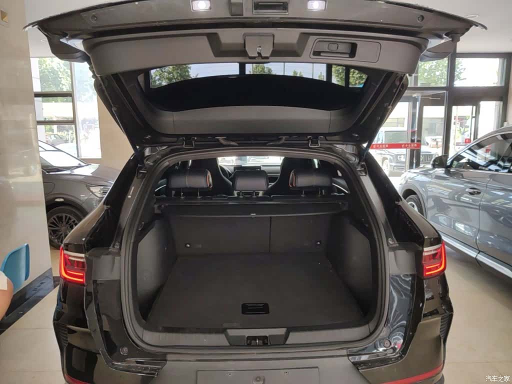 BYD Song, 2022 19
