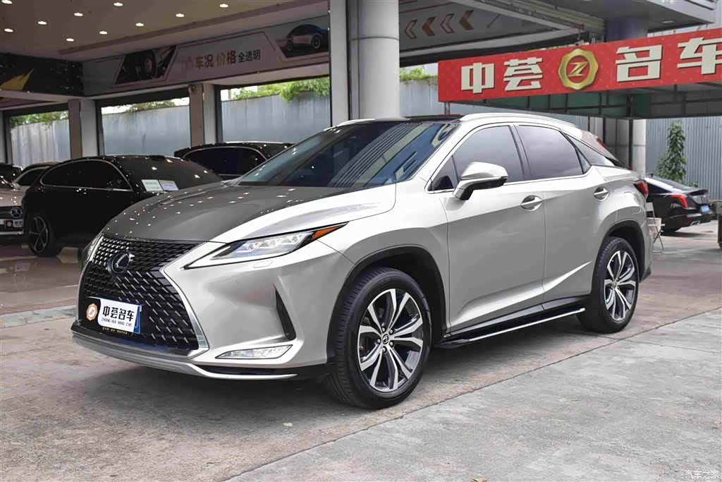 Lexus RX, 2022 1