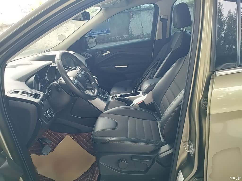Ford Kuga, 2015 15